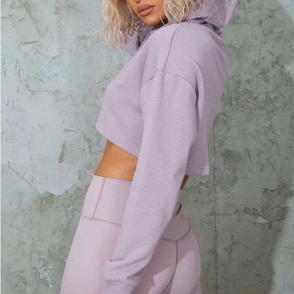 PRETTYLITTLETHING Mauve Dropped Hem Cropped Hoodie